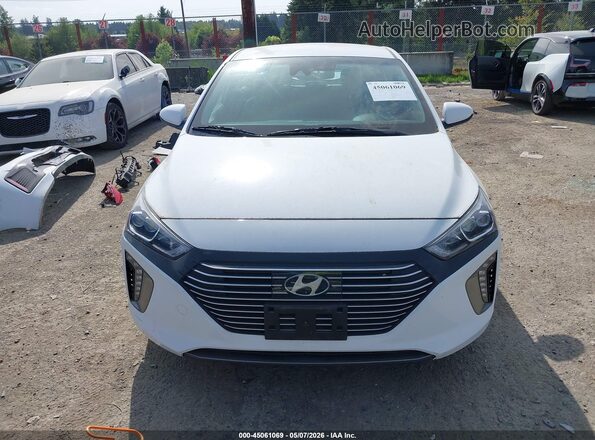 KMHC75LD8KU174748 2019 HYUNDAI IONIQ PLUG-IN HYBRID White Widok wnętrza z tyłu