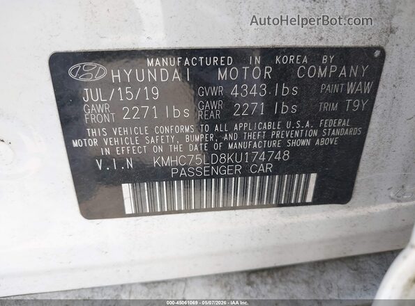 KMHC75LD8KU174748 2019 HYUNDAI IONIQ PLUG-IN HYBRID White Widok komory silnika
