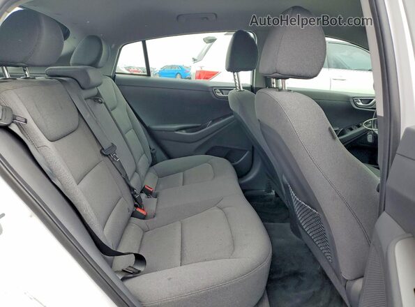 KMHC75LJ1LU061764 2020 HYUNDAI IONIQ White Вид задніх сидінь