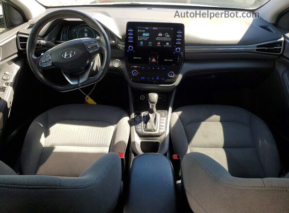 KMHC85LC2LU210116 2020 HYUNDAI IONIQ Белый Вид панели приборов