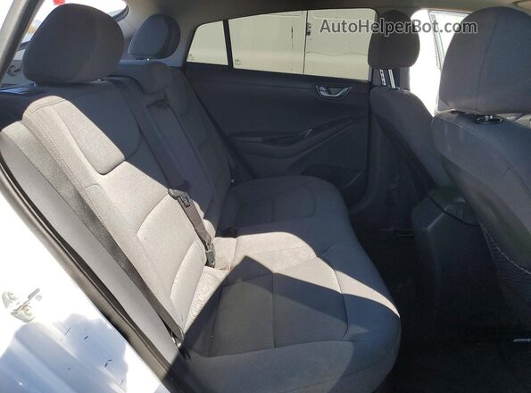 KMHC85LC2LU210116 2020 HYUNDAI IONIQ Белый Вид задних сидений