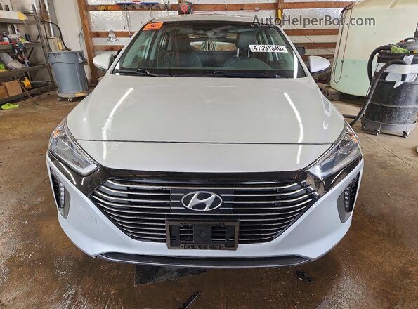 KMHC85LC5KU138438 2019 HYUNDAI IONIQ Silver Widok z przodu