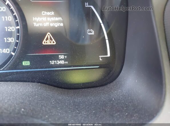 KMHC85LC8HU027066 2017 HYUNDAI IONIQ HYBRID Silver 