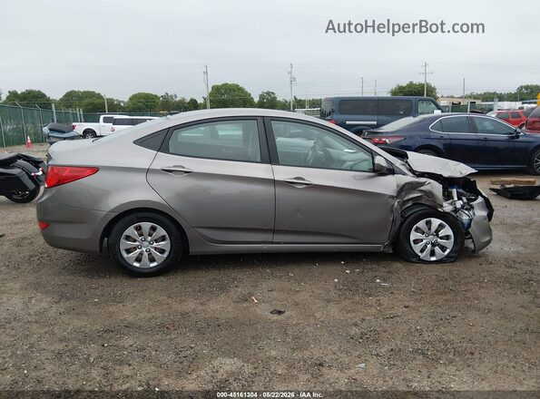 KMHCT4AE0HU376753 2017 HYUNDAI ACCENT Gray Rear interior view