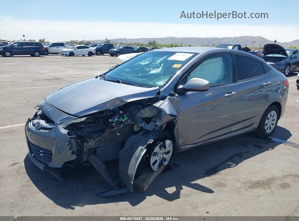 KMHCT4AE1GU113895 2016 HYUNDAI ACCENT Silver Widok z przodu