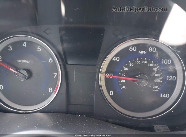 KMHCT4AE1GU113895 2016 HYUNDAI ACCENT Silver Widok tylnych siedzeń