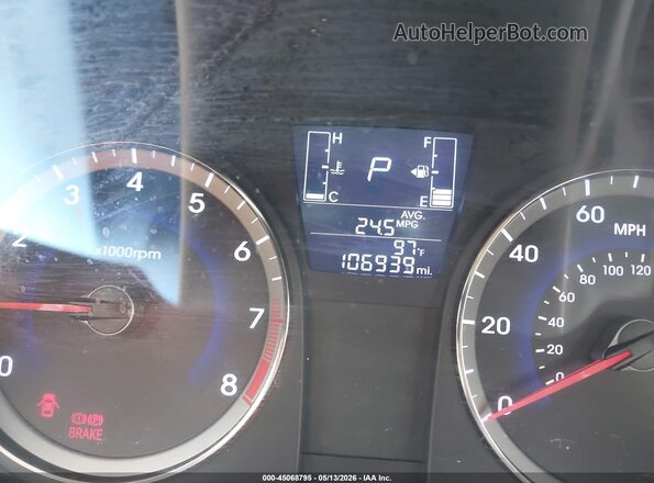 KMHCT4AE1HU352011 2017 HYUNDAI ACCENT Black 