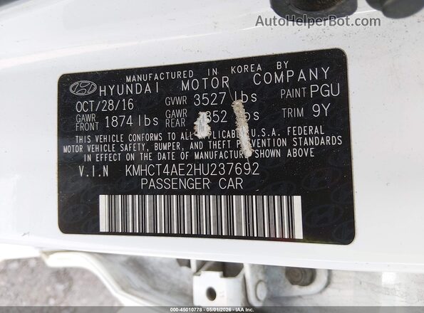 KMHCT4AE2HU237692 2017 HYUNDAI ACCENT Белый Вид подкапотного пространства