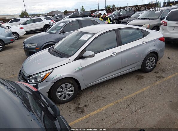 KMHCT4AE3HU318569 2017 HYUNDAI ACCENT Серебряный 