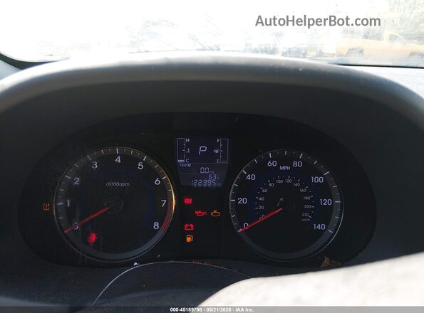 KMHCT4AE5HU339066 2017 HYUNDAI ACCENT Gray 