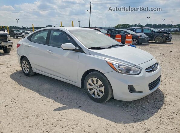 KMHCT4AE5HU381270 2017 HYUNDAI ACCENT White Front right