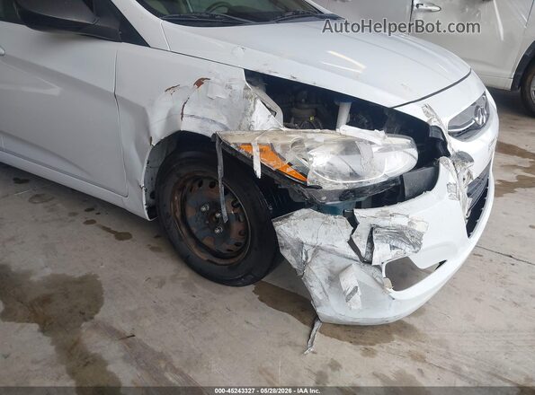 KMHCT4AE7HU377933 2017 HYUNDAI ACCENT White 