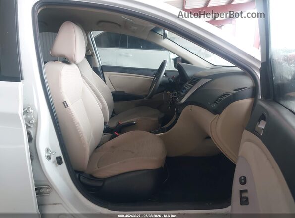 KMHCT4AE7HU377933 2017 HYUNDAI ACCENT White 