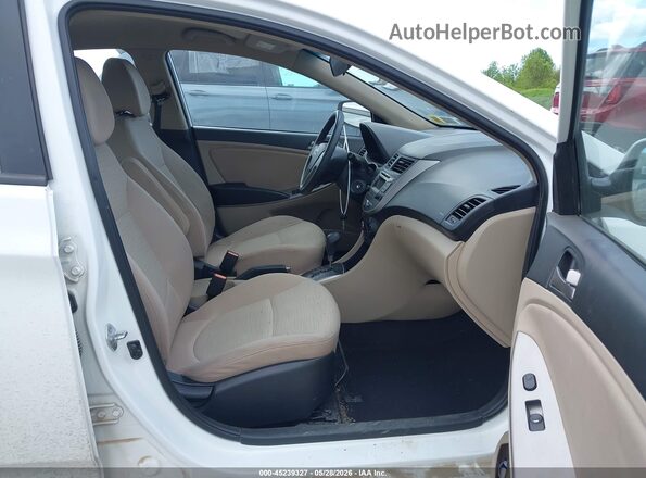 KMHCT4AE8GU969100 2016 HYUNDAI ACCENT White Front interior view