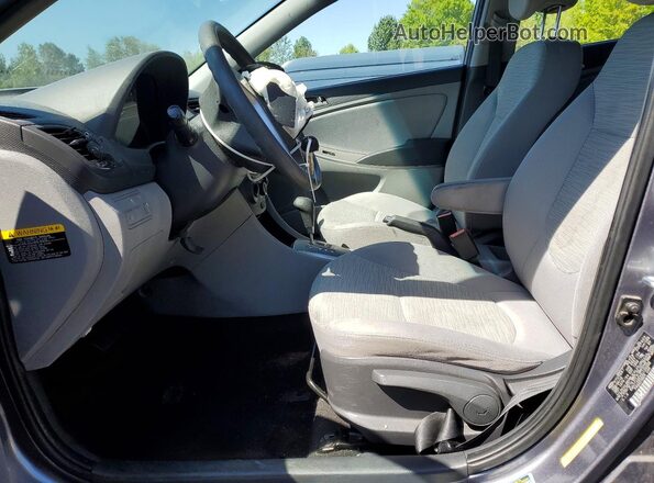 KMHCT4AEXGU109098 2016 HYUNDAI ACCENT Silver Vista interior delantera