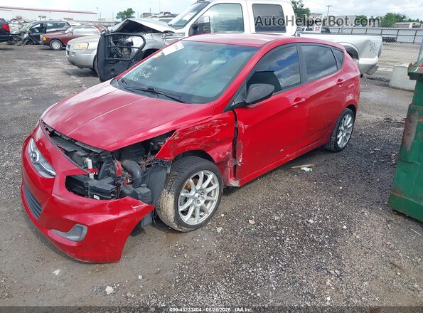 KMHCT5AE2GU267473 2016 HYUNDAI ACCENT Red Vista tres cuartos delantera izquierda