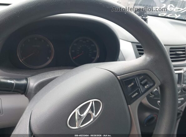KMHCT5AE2GU267473 2016 HYUNDAI ACCENT Red 