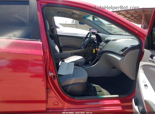 KMHCT5AE7HU311856 2017 HYUNDAI ACCENT Red 