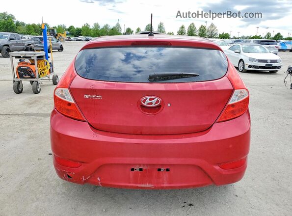 KMHCT5AE8HU307461 2017 HYUNDAI ACCENT Red Widok z tyłu