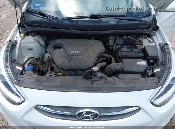 KMHCU4AEXGU046100 2016 HYUNDAI ACCENT White უკანა ხედი