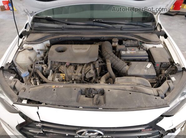 KMHD04LB3JU450706 2018 HYUNDAI ELANTRA White უკანა ხედი
