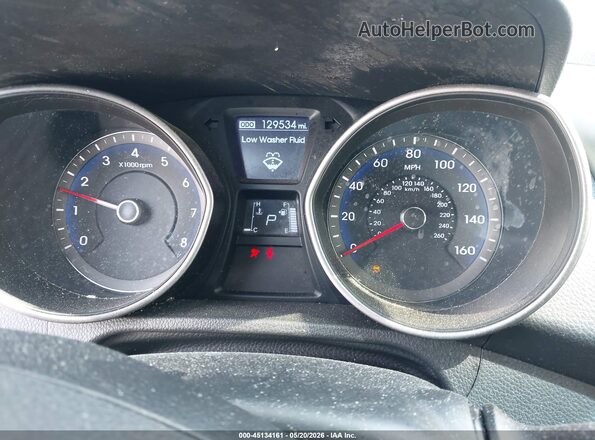 KMHD35LH5HU375504 2017 HYUNDAI ELANTRA GT Blue Հետևի նստատեղերի տեսք