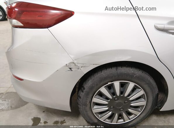 KMHD74LF7HU114632 2017 HYUNDAI ELANTRA Silver 