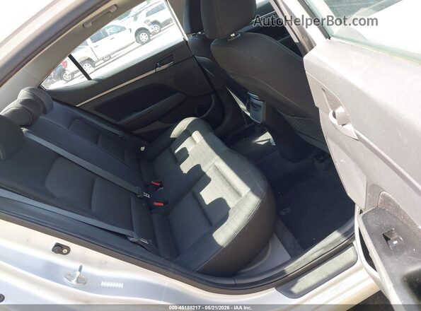 KMHD84LF0HU357888 2017 HYUNDAI ELANTRA Silver Vista de la etiqueta del VIN