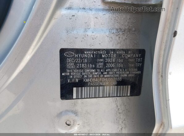 KMHD84LF0HU357888 2017 HYUNDAI ELANTRA Silver Vista del compartimento del motor