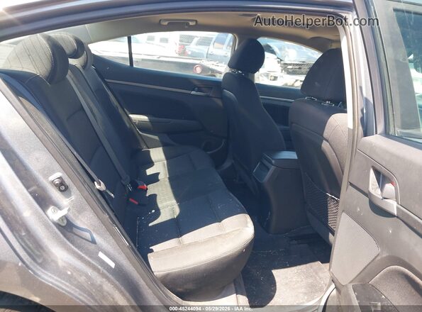 KMHD84LF2JU607976 2018 HYUNDAI ELANTRA Silver Vista de la etiqueta del VIN