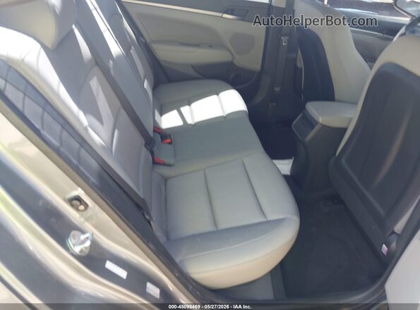 KMHD84LF4HU152204 2017 HYUNDAI ELANTRA Gray 