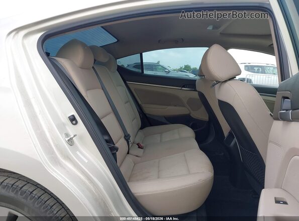 KMHD84LF7JU466564 2018 HYUNDAI ELANTRA Beige VIN კოდის სტიკერის ხედი