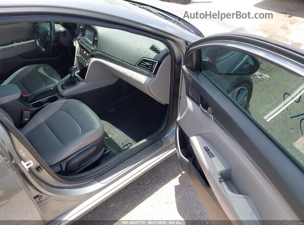 KMHD84LF8JU448929 2018 HYUNDAI ELANTRA Gray Widok wnętrza z przodu