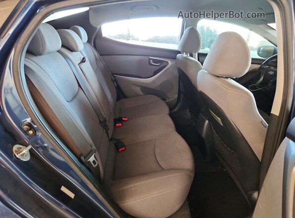 KMHDH4AE4GU569864 2016 HYUNDAI ELANTRA Blue Rear seats view