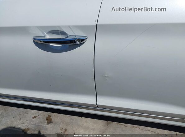 KMHE24L17GA012755 2016 HYUNDAI SONATA HYBRID Белый Вид спереди