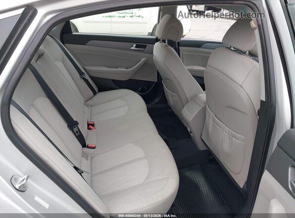 KMHE24L18GA025787 2016 HYUNDAI SONATA HYBRID Silver Widok naklejki z numerem VIN