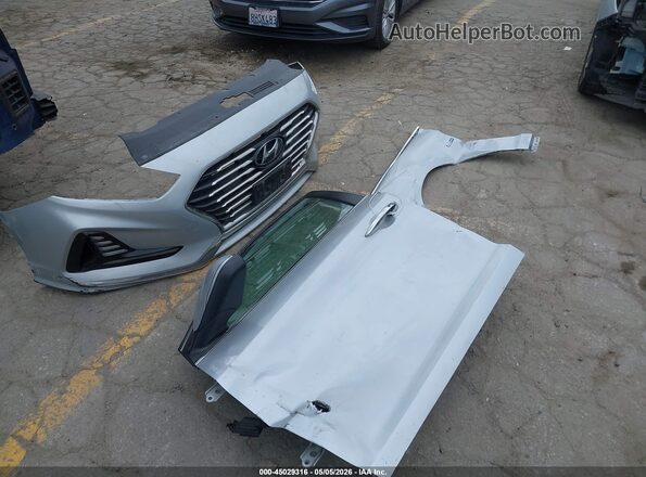 KMHE24L3XKA091056 2019 HYUNDAI SONATA HYBRID Silver ხელსაწყოთა პანელის ხედი