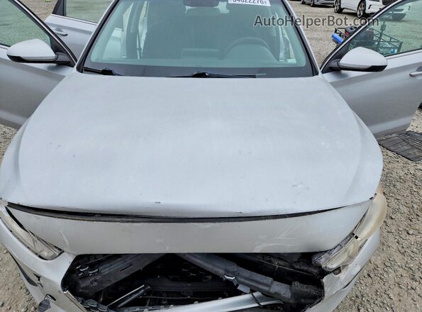 KMHH35LE1JU055142 2018 HYUNDAI ELANTRA Silver Engine compartment view
