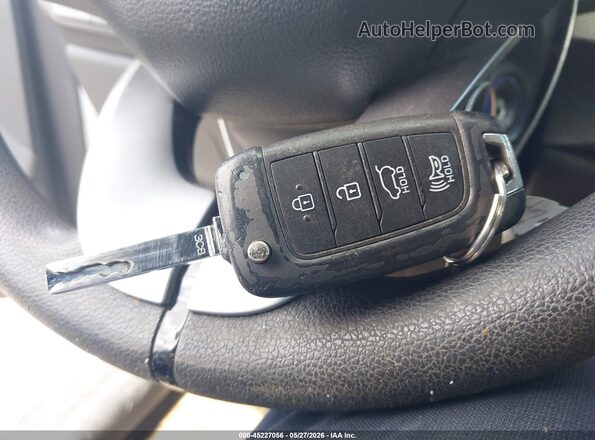 KMHH35LE3JU050167 2018 HYUNDAI ELANTRA GT White Вид панелі приладів