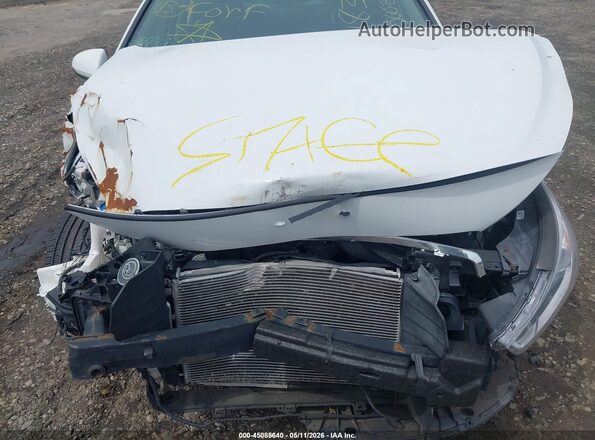 KMHH35LE9JU060217 2018 HYUNDAI ELANTRA GT White Widok z przodu