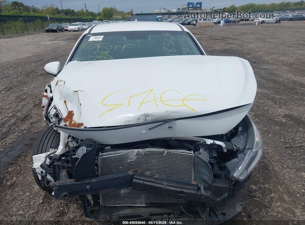 KMHH35LE9JU060217 2018 HYUNDAI ELANTRA GT White Widok zestawu wskaźników