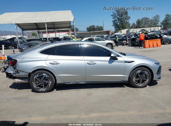 KMHL14JA2SA496596 2025 HYUNDAI SONATA Silver Սալոնի հետևի տեսք