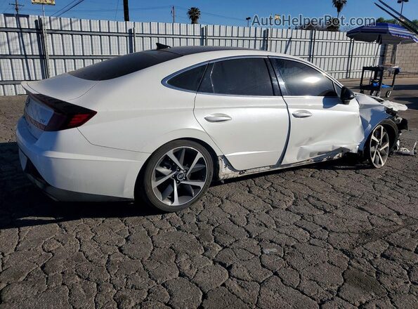 KMHL44J29NA222056 2022 HYUNDAI SONATA White 