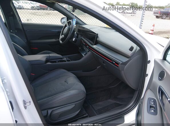KMHL54JC3RA411829 2024 HYUNDAI SONATA White წინა სალონის ხედი