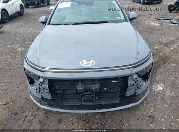 KMHL54JJ3RA092012 2024 HYUNDAI SONATA HYBRID Gray Widok wnętrza z tyłu