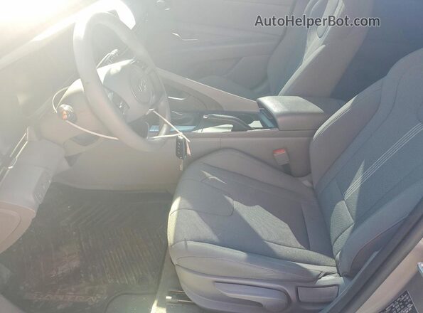 KMHLL4DG0RU649849 2024 HYUNDAI ELANTRA Gray წინა სალონის ხედი
