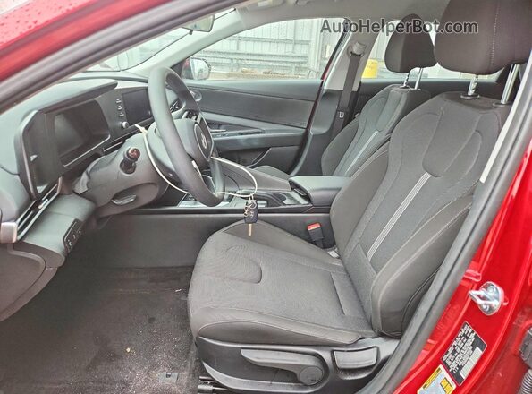 KMHLL4DG0SU922889 2025 HYUNDAI ELANTRA Red Vista interior delantera