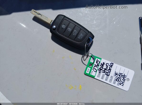 KMHLL4DG0TU168751 2026 HYUNDAI ELANTRA Black Vista del salpicadero