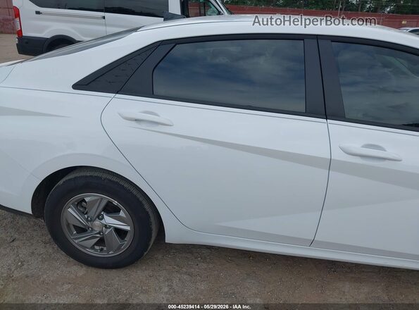 KMHLL4DG1TU100331 2026 HYUNDAI ELANTRA White Вид спереду