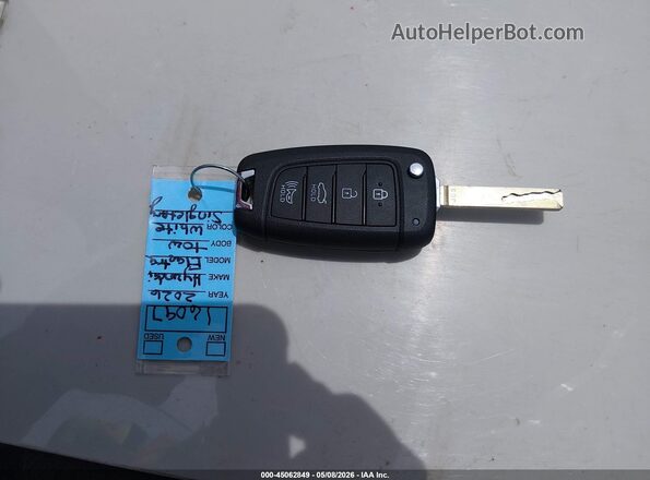 KMHLL4DG1TU169813 2026 HYUNDAI ELANTRA White Dashboard view